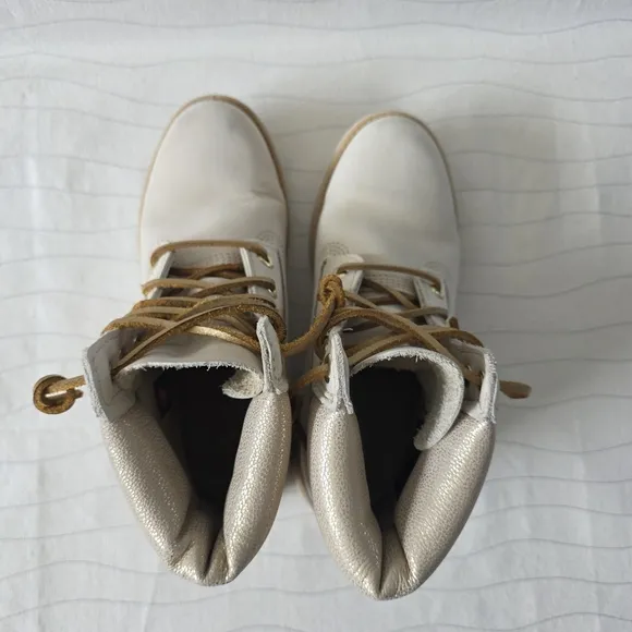 Timberland Womens 6 Inch Beige Gold Nubuck Leather Boots Shoes A18L5 Size 7