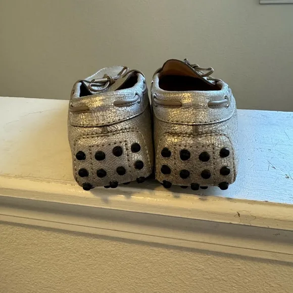 Tods Heaven Crackle Silver Loafers Shoes Flats Metallic 39 9