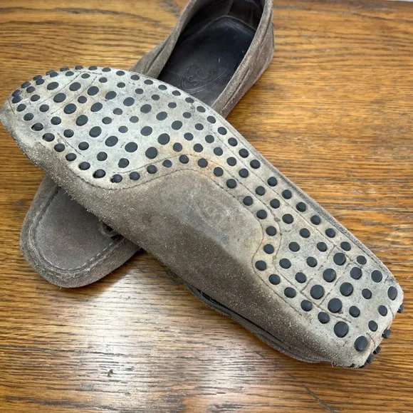 Tod’s Men’s US 9.5 • Brown Suede Loafers Driving Shoes.