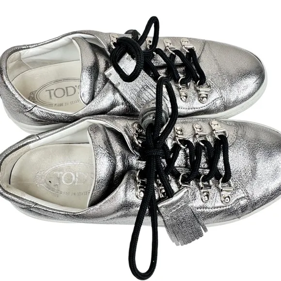 TOD’S Sportivo Metallic Leather Sneakers SZ 38 Fringe Silver Shoes