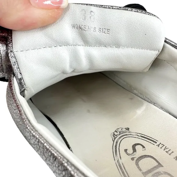 TOD’S Sportivo Metallic Leather Sneakers SZ 38 Fringe Silver Shoes
