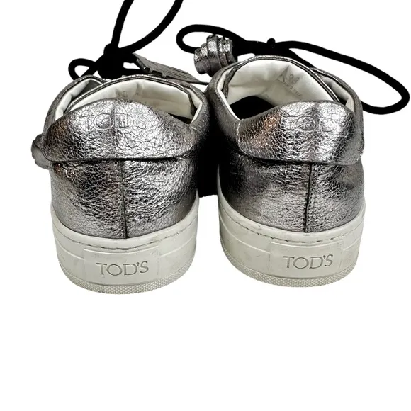 TOD’S Sportivo Metallic Leather Sneakers SZ 38 Fringe Silver Shoes