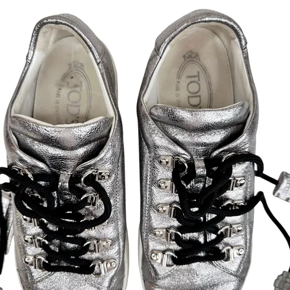 TOD’S Sportivo Metallic Leather Sneakers SZ 38 Fringe Silver Shoes