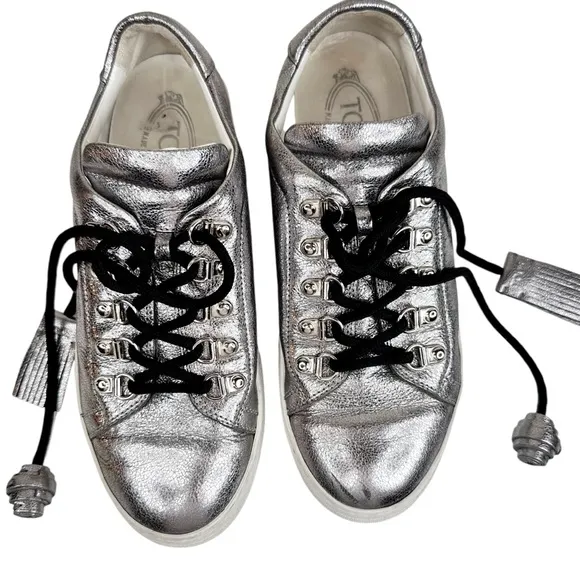 TOD’S Sportivo Metallic Leather Sneakers SZ 38 Fringe Silver Shoes