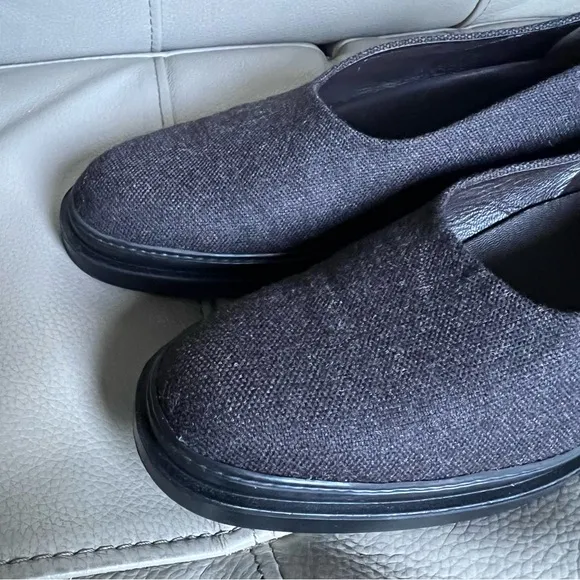 TOD’S Wool Slip On Shoes Sz 38 Gray Black Classic Minimalistic Low Heel Italian