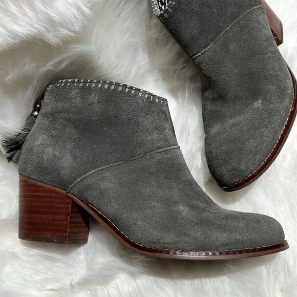 TOMS | Leila Ankle Heeled Bootie Grey Suede Size 6.5.  B82