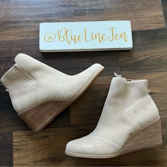 Tom’s Sadie Suede Wedge Boots NWOT