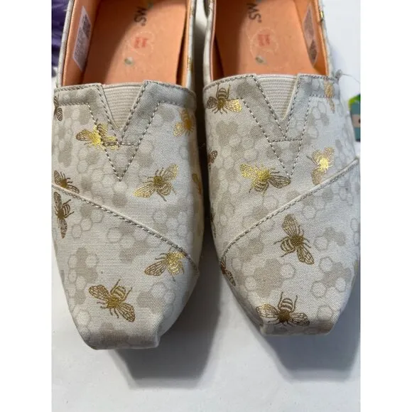 Toms Womens Bee Print Canvas Slip-On Shoes W7.5