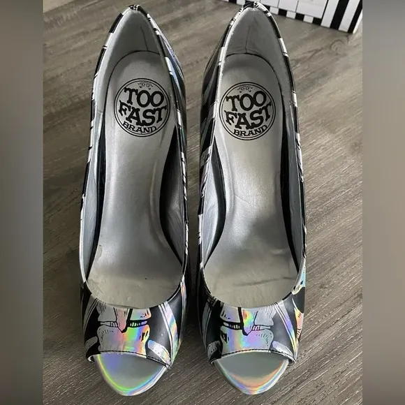 Too Fast Ribcage Heels