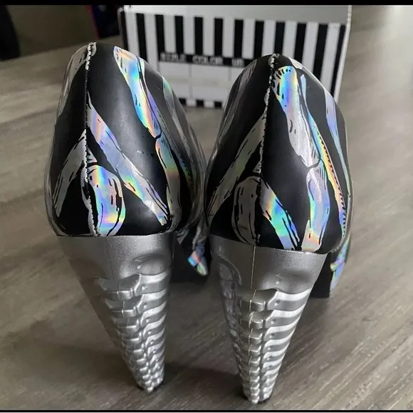 Too Fast Ribcage Heels