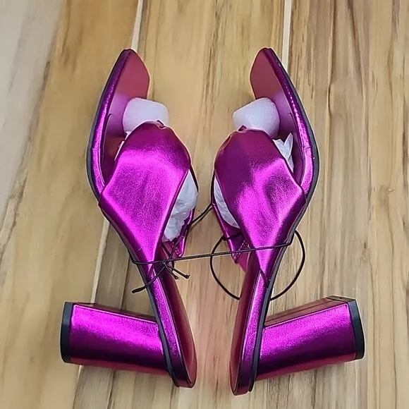 ☆TORRID☆ HOT☆FUSCHIA☆ STRAPPY FLIP FLOP HEEL LADIES SIZE 7WW NWT GORGEOUS