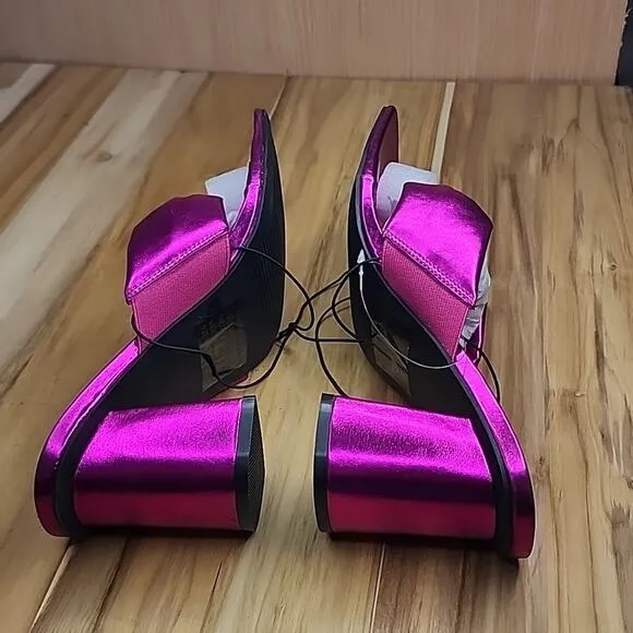 ☆TORRID☆ HOT☆FUSCHIA☆ STRAPPY FLIP FLOP HEEL LADIES SIZE 7WW NWT GORGEOUS