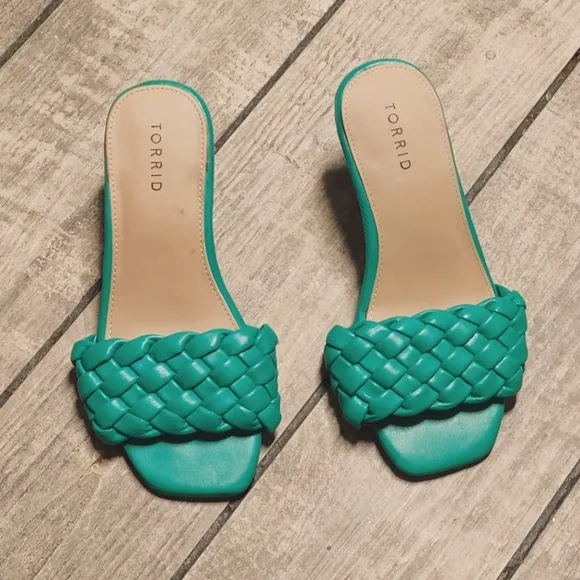 Torrid Women's Green Braided Slide Sandals Size 8 WW