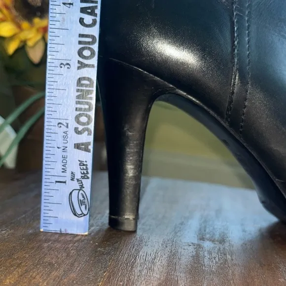 Tory Burch Black Leather Ankle Boots Women’s 5
