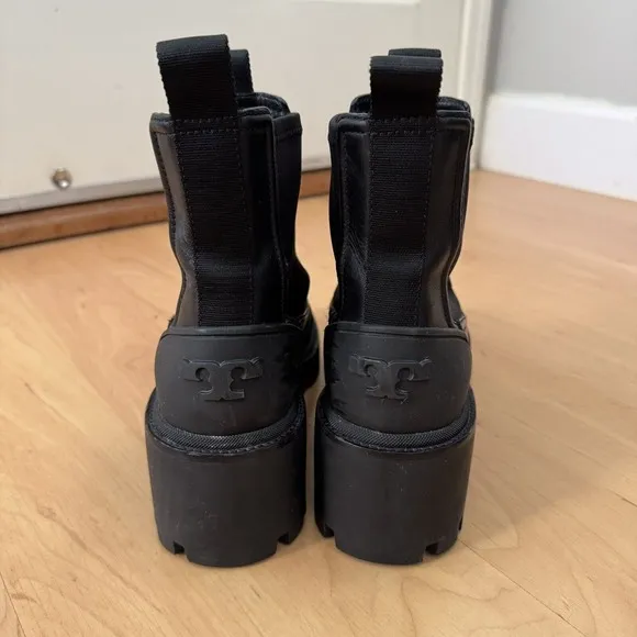 Tory Burch Boots Chelsea Lug Sole Platform Ankle Black Leather Size 9‎ $450