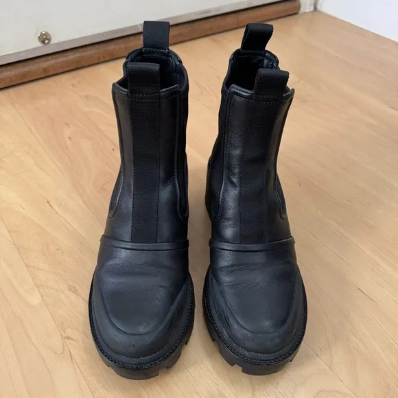 Tory Burch Boots Chelsea Lug Sole Platform Ankle Black Leather Size 9‎ $450