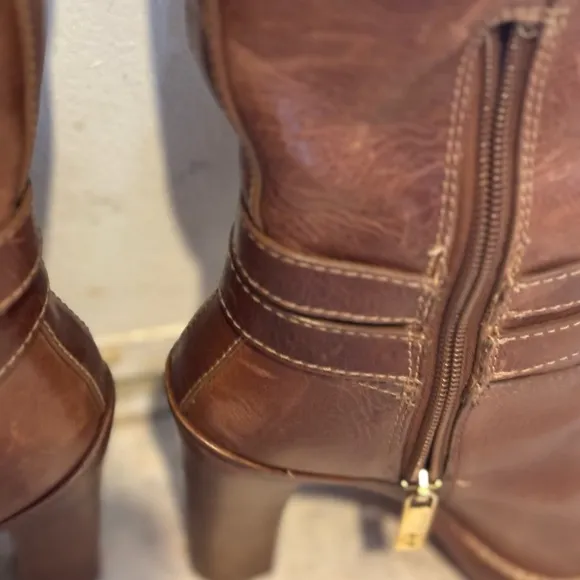 Tory Burch knee high double buckle boots leather dress shoes logo heels