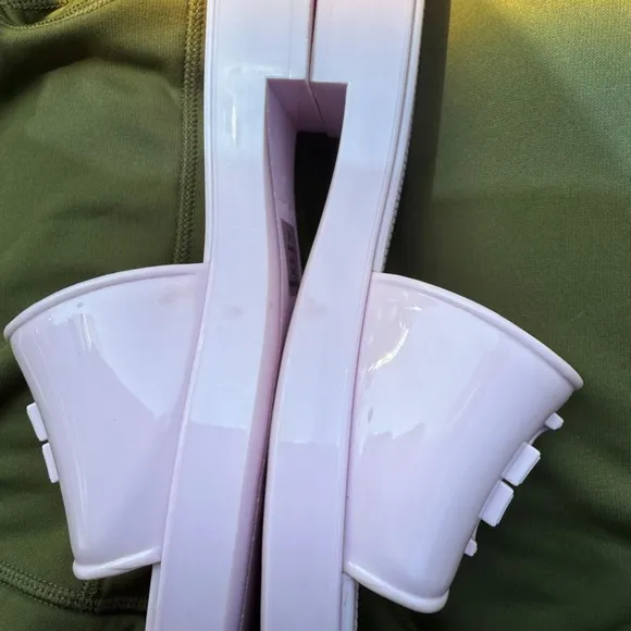 Tory Burch Pink Sandals with Logo Detail