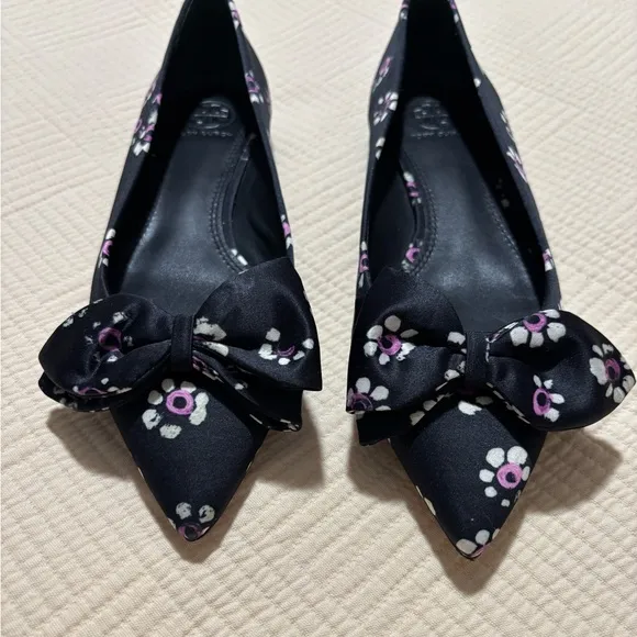 Tory Burch Rosalind Black Floral Print Satin Ballet Flats Size 5.5 M
