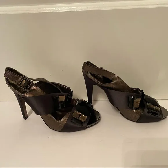 TORY BURCH SHOES HIGH HEELS SILVER LEATHER BLACK GEMS BUCKLE STRAP SIZE 6 M