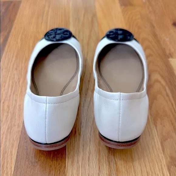 Tory Burch Women's Cream and Black Ballet Flats