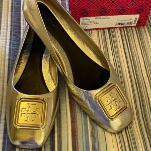 Tory Burch Women's Gold Flats