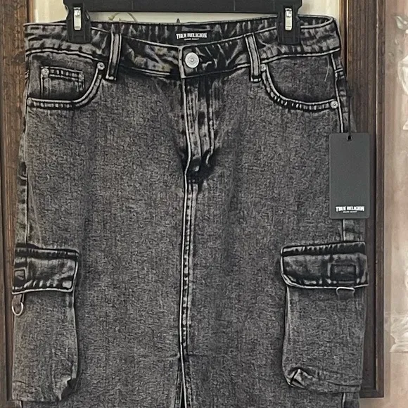 TRUE RELIGION DENIM CARGO CHARCOAL BLACK STONE WASH SLIT MIDI SKIRT SIZE…