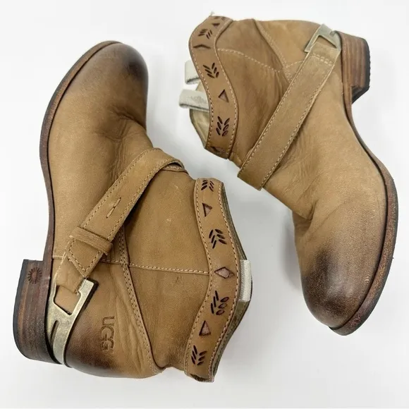 UGG Austin Leather Ankle Western Boots