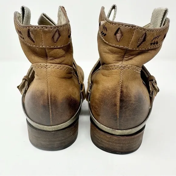 UGG Austin Leather Ankle Western Boots