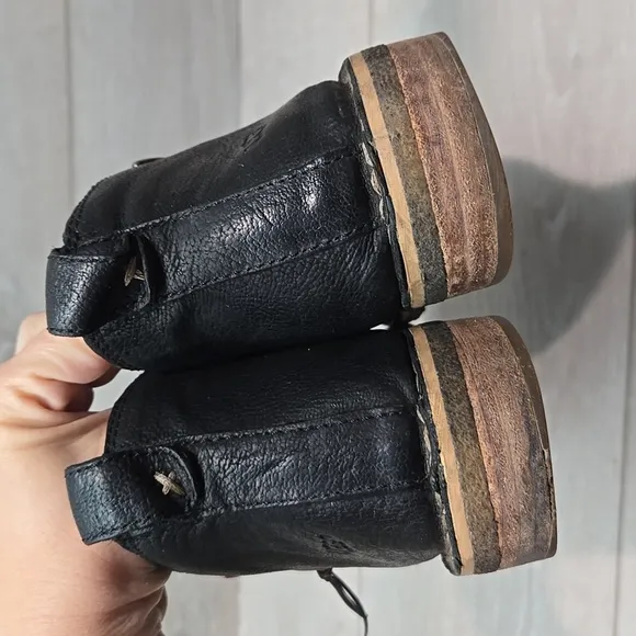 Ugg Australia Women Clementine Black Leather Ankle Boots with Zipper Shoes Sz 7