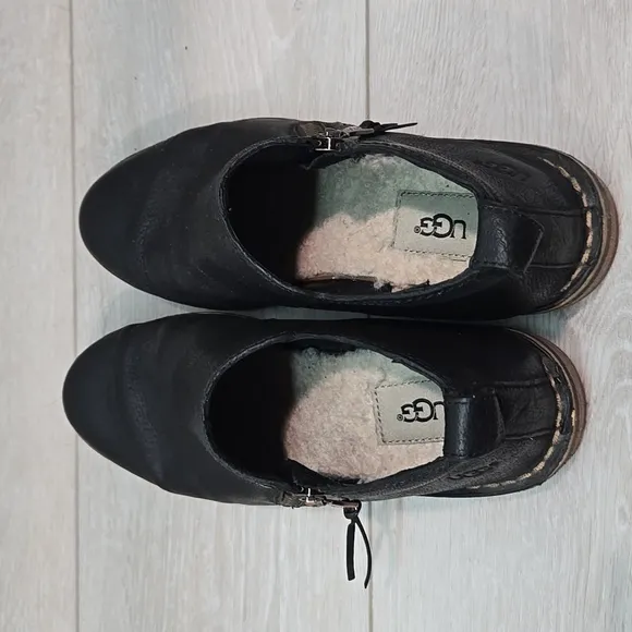 Ugg Australia Women Clementine Black Leather Ankle Boots with Zipper Shoes Sz 7