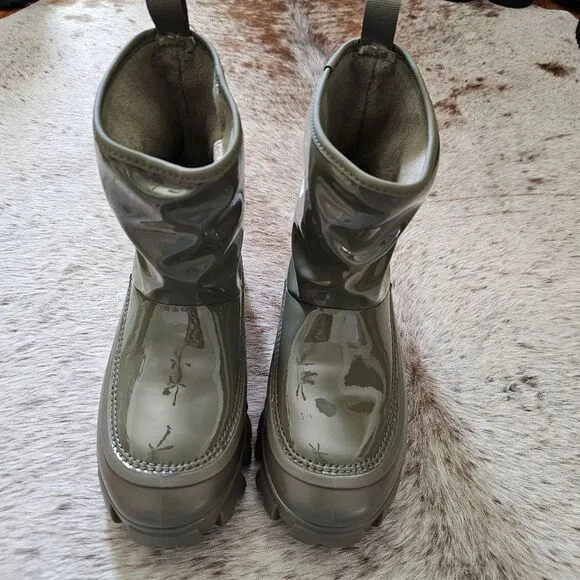 UGG Classic Brellah Mini Women's Waterproof Rain Snow Boots Olive Size 8 NEW