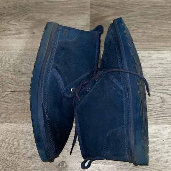UGG Men's Blue Suede Lace Up Shoes Size 10