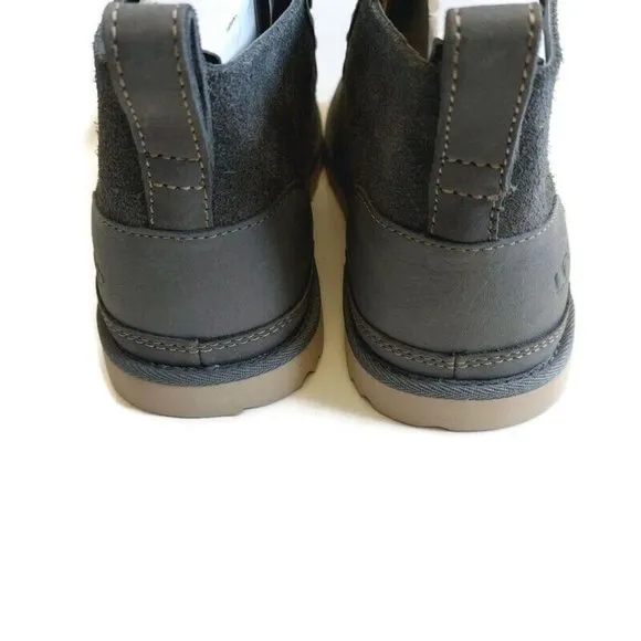 UGG Mens Size 8 Neumel Natural Sheepskin Lace Up Ankle Chukka Boots 1020369 Gray