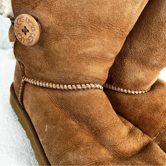 Ugg Short Boots Womens 8 Tan Shearling Wool Booties Button Roll Down Pull On