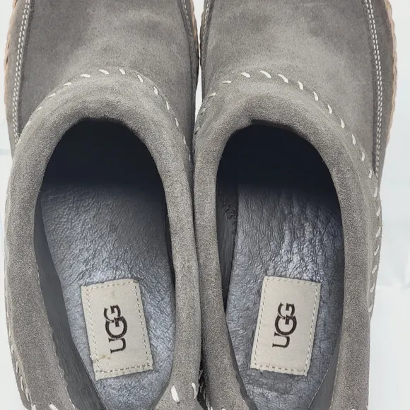 Ugg Varney Women's Size US 9 Gray Moccasin Suede Ankle Boho Bootie Shoes 1104653