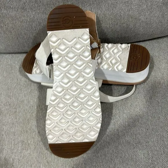 Ugg Women's Braelynn White Leather Sandals Strappy Comfort sz 7