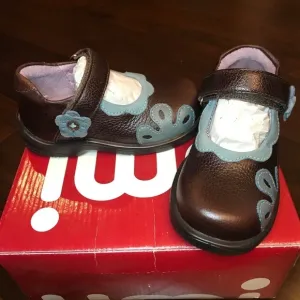 UMI leather Mary Jane sz EU 21 US 5.5 New in Box