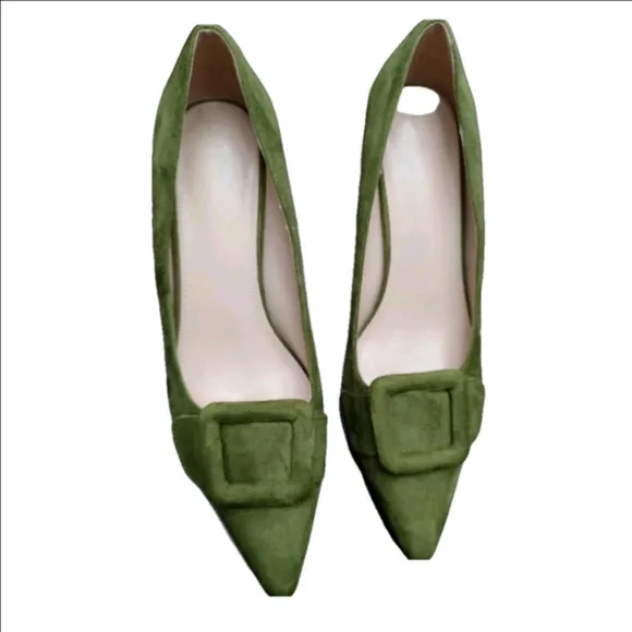Unbranded Avocado Suede Pointy Toed Suede Heels With Buckle Embellishment Sz.11