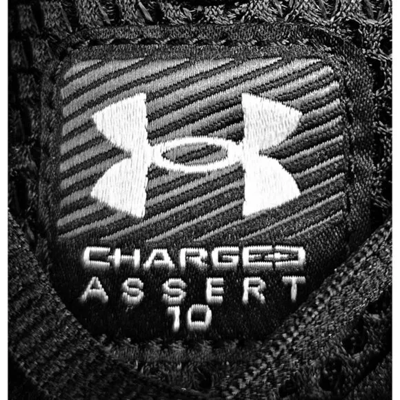 Under Armour Charged Assert 10 Black Men's Running Shoes Size 12