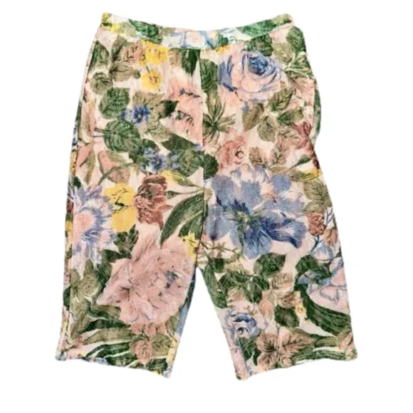 Urban Outfitters Floral Bike Shorts - Women’s XS - Pink