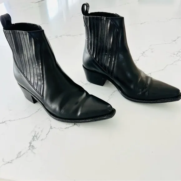 Valentino Calfskin Ranch 40mm Ankle Boots