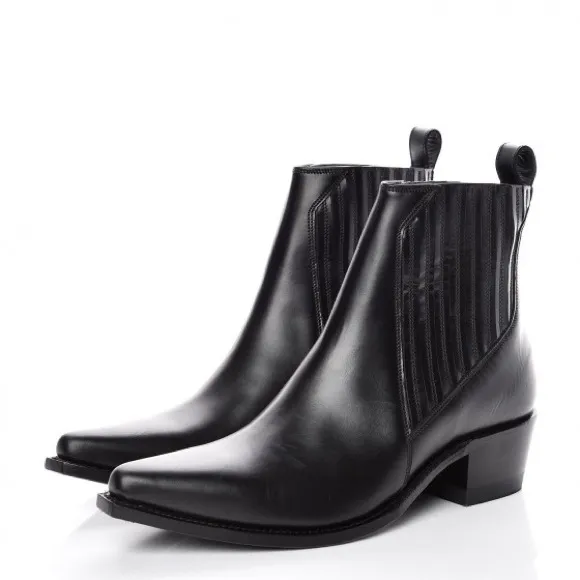 Valentino Calfskin Ranch 40mm Ankle Boots
