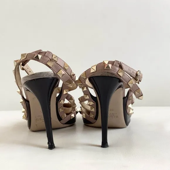 Valentino Garavani Rockstud Black/ Tan Ankle Straps Heels SZ 8.5/38.5