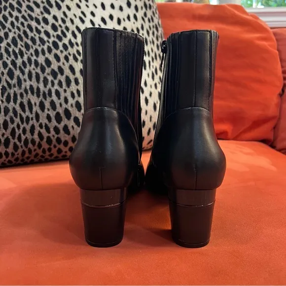 VANELi Dorle Black Ankle Boots women's sz 9.5W