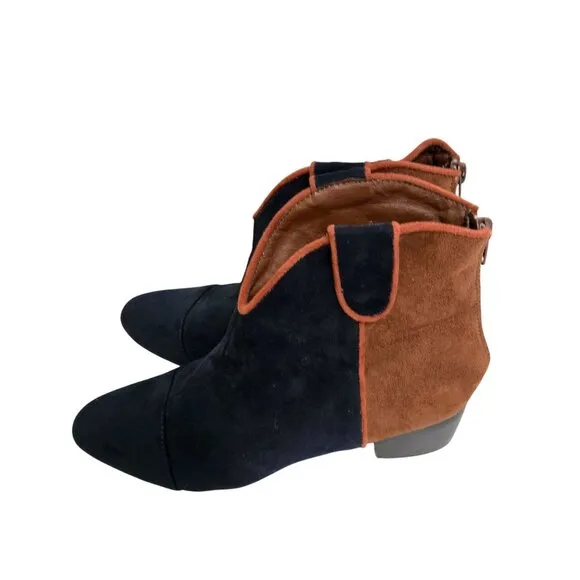 Vanessa Wu Anthropologie Colorblock Western Ankle Boots Navy Tan Size 39/9
