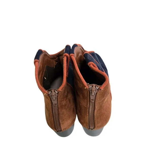 Vanessa Wu Anthropologie Colorblock Western Ankle Boots Navy Tan Size 39/9