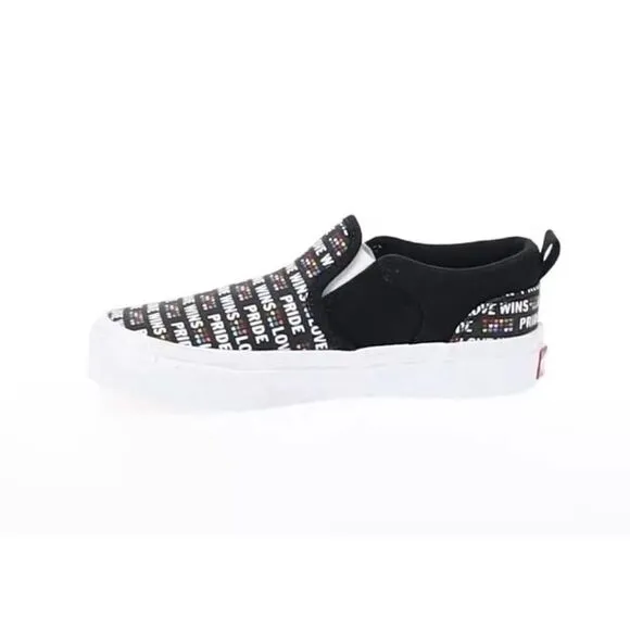 Vans Asher Pride New Women's Slip-On Shoes NWB Size 6.5 Love Sneakers