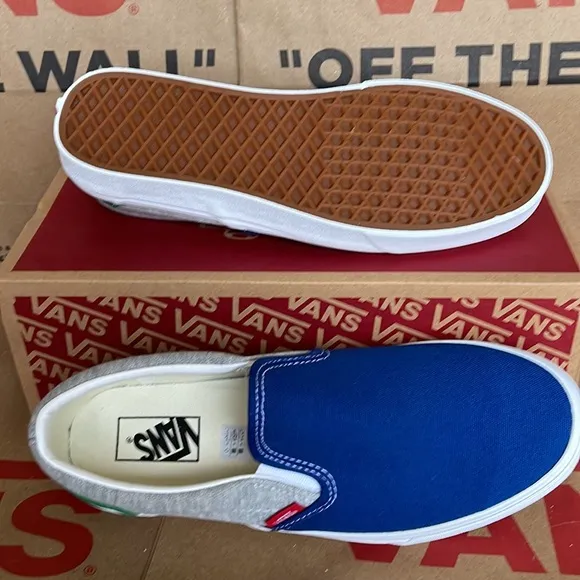 Vans Men’s Classic Slip On Vans Coastal Grey/True White sneakers