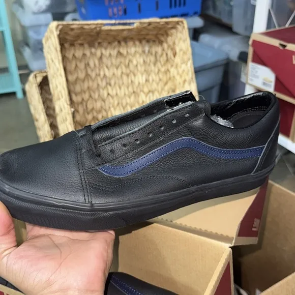 Vans Men's leather Black and Blue Sneakers